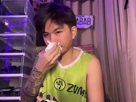 Sexy Handsome Drex online show from 9, 6, 2026