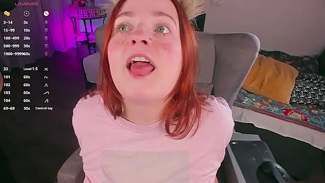 Snapshot of Alice_CutePerv chatting on 22, 12, 2024 Alice CutePerv online show from 22, 12, 2024