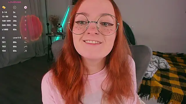 Snapshot of Alice_CutePerv chatting on 21, 11, 2025 Alice CutePerv online show from 21, 11, 2025