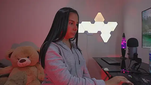 Snapshot of Dubois_Amy chatting on 14, 2, 2025 Dubois Amy online show from 14, 2, 2025