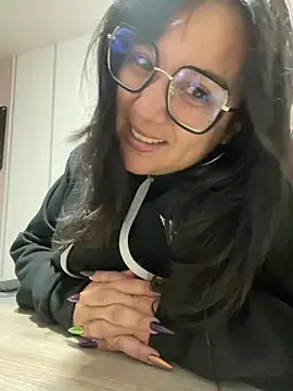 SWEETLILY18 online show from 27, 1, 2025