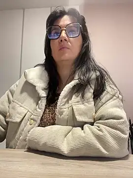 SWEETLILY18 online show from 29, 1, 2025