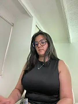 SWEETLILY18 online show from 25, 2, 2025