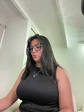 SWEETLILY18 online show from 26, 2, 2025