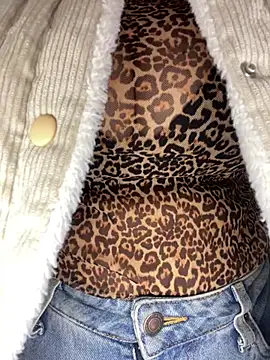 SWEETLILY18 online show from 17, 3, 2025