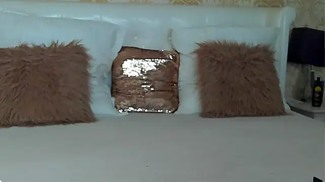 Snapshot of GiannaElliss chatting on 18, 12, 2024 GiannaElliss online show from 18, 12, 2024