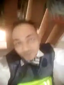 Snapshot of hot-man12@xh chatting on 16, 12, 2025 hot-man12xh online show from 16, 12, 2025