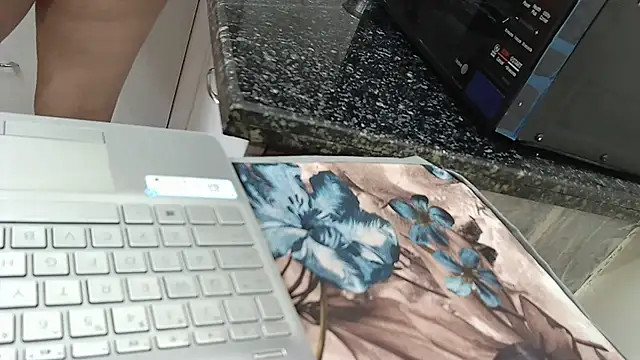 Zoya Varma004 online show from 8, 3, 2025