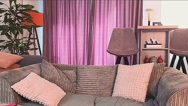 MayaCroft online show from 12, 3, 2025