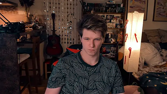 Breston Sweet online show from 13, 12, 2024