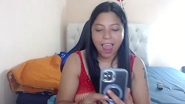 Leylafourniert online show from 24, 3, 2026