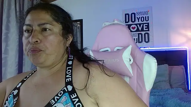 Keyla01  online show from 7, 1, 2026