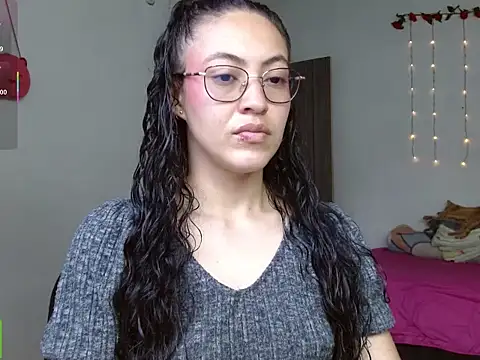 Snapshot of Olivia_Bright chatting on 2, 3, 2026 Olivia Bright online show from 2, 3, 2026