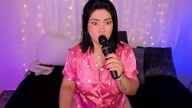 Snapshot of lucy26_ chatting on 23, 10, 2025 lucy26 online show from 23, 10, 2025