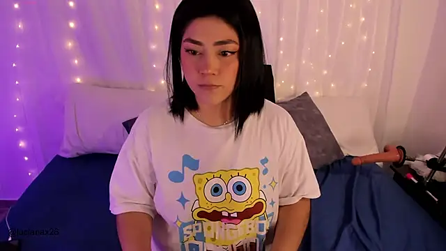 Snapshot of lucy26_ chatting on 26, 10, 2025 lucy26 online show from 26, 10, 2025