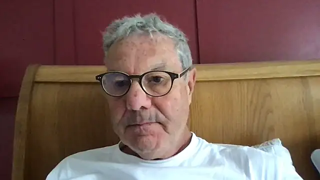 Snapshot of Oldpistolpete chatting on 19, 6, 2026 Oldpistolpete online show from 19, 6, 2026