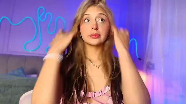 Sofly s online show from 10, 4, 2026