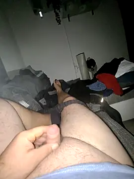 Snapshot of Paul10112 chatting on 10, 11, 2025 Paul10112 online show from 10, 11, 2025