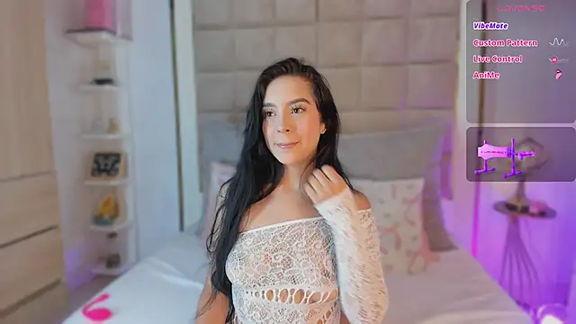 Snapshot of Victoria_adaams chatting on 5, 3, 2025 Victoria adaams online show from 5, 3, 2025