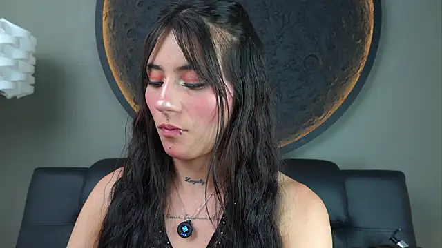 miss sharlotte18 online show from 20, 11, 2025