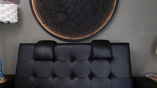 miss vaiolette online show from 2, 6, 2026