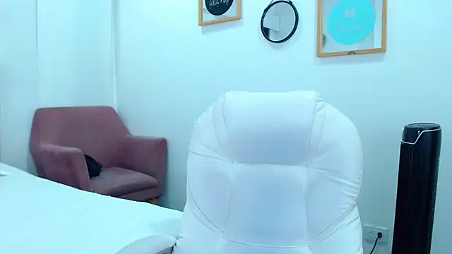 annylouis online show from 9, 1, 2025