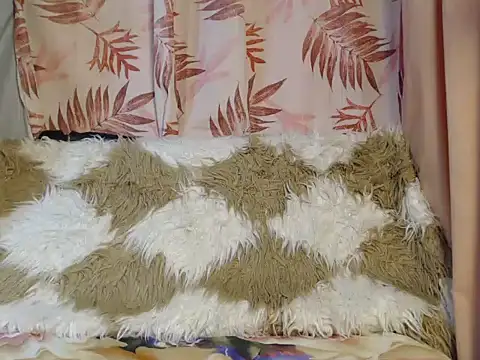 Snapshot of Hotte_Nicky19xxx chatting on 8, 3, 2025 Hotte Nicky19xxx online show from 8, 3, 2025