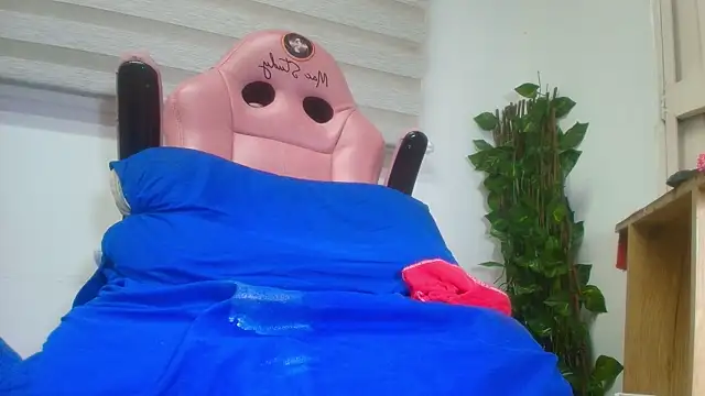 Snapshot of _linda_milk_ chatting on 14, 2, 2025 linda milk online show from 14, 2, 2025