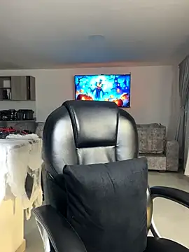 Snapshot of Frank_Farrell chatting on 29, 10, 2025 Frank Farrell online show from 29, 10, 2025