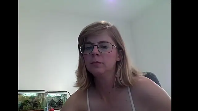 Snapshot of SavannaGirly chatting on 20, 3, 2025 SavannaGirly online show from 20, 3, 2025