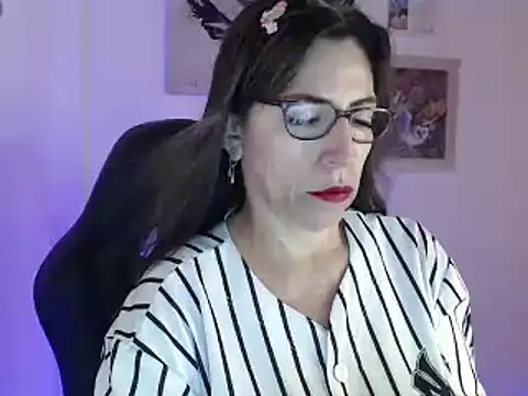 Chayla Ruiz online show from 22, 1, 2025