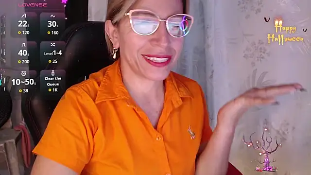 Chayla Ruiz online show from 4, 12, 2025