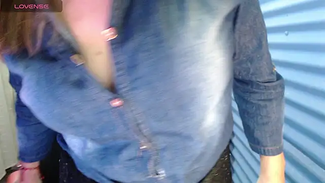 Chayla Ruiz online show from 26, 3, 2026