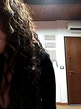 CurlyElisa online show from 11, 1, 2025