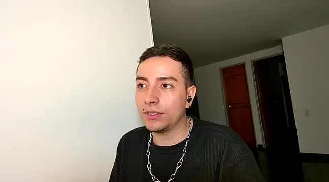 Snapshot of Jhoan_saenz chatting on 20, 3, 2025 Jhoan saenz online show from 20, 3, 2025