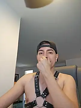 Snapshot of Jhoan_saenz chatting on 23, 9, 2025 Jhoan saenz online show from 23, 9, 2025