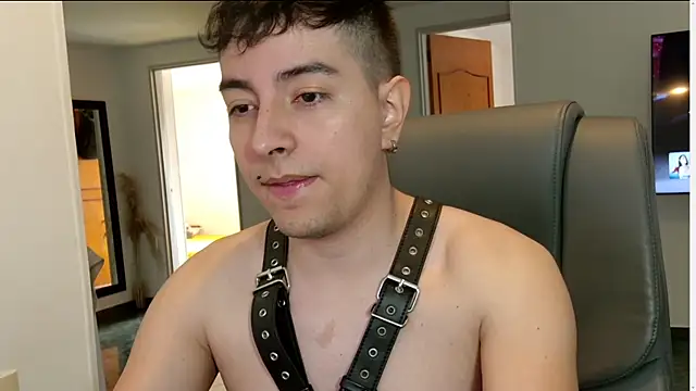 Snapshot of Jhoan_saenz chatting on 28, 9, 2025 Jhoan saenz online show from 28, 9, 2025