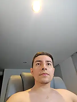 Snapshot of Jhoan_saenz chatting on 9, 10, 2025 Jhoan saenz online show from 9, 10, 2025