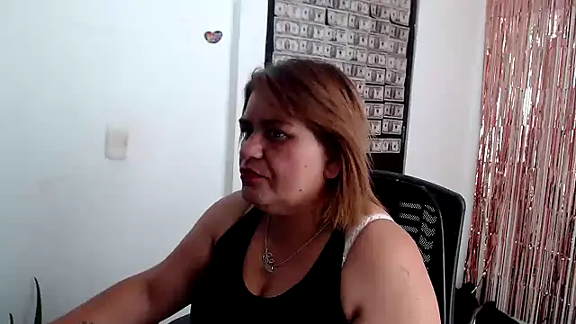 Snapshot of NAILAH_SANZ chatting on 28, 1, 2025 NAILAH SANZ online show from 28, 1, 2025