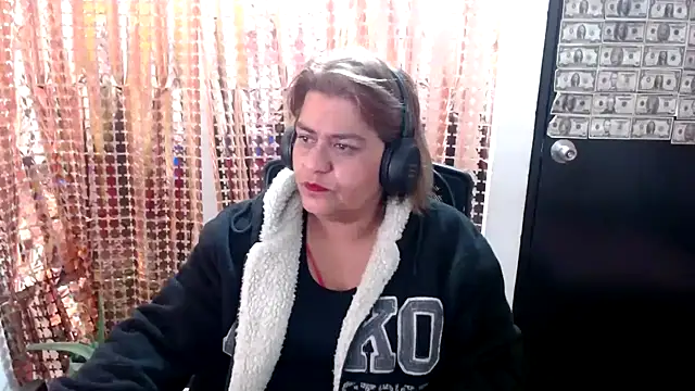 Snapshot of NAILAH_SANZ chatting on 1, 3, 2025 NAILAH SANZ online show from 1, 3, 2025