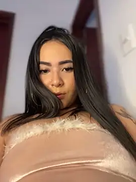 Snapshot of jailyncam_ chatting on 19, 12, 2024 jailyncam online show from 19, 12, 2024