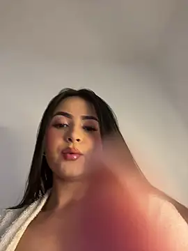 Snapshot of jailyncam_ chatting on 6, 3, 2025 jailyncam online show from 6, 3, 2025