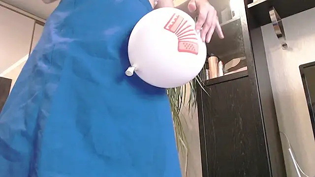 Snapshot of KiraGoldens chatting on 23, 9, 2025 KiraGoldens online show from 23, 9, 2025