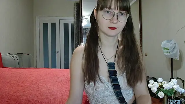 Snapshot of KiraGoldens chatting on 17, 10, 2025 KiraGoldens online show from 17, 10, 2025