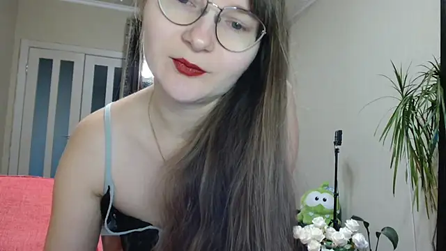 Snapshot of KiraGoldens chatting on 4, 11, 2025 KiraGoldens online show from 4, 11, 2025