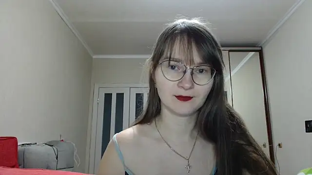 Snapshot of KiraGoldens chatting on 22, 11, 2025 KiraGoldens online show from 22, 11, 2025