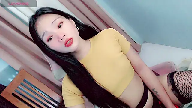 amomentoflust69 online show from 22, 5, 2026