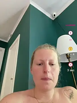 Girlnina-1995 online show from 11, 6, 2026