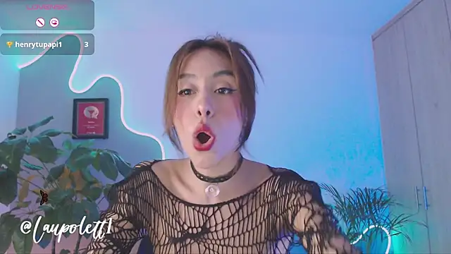 Snapshot of LauPolett chatting on 22, 12, 2024 LauPolett online show from 22, 12, 2024