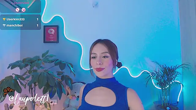 Snapshot of LauPolett chatting on 1, 2, 2025 LauPolett online show from 1, 2, 2025